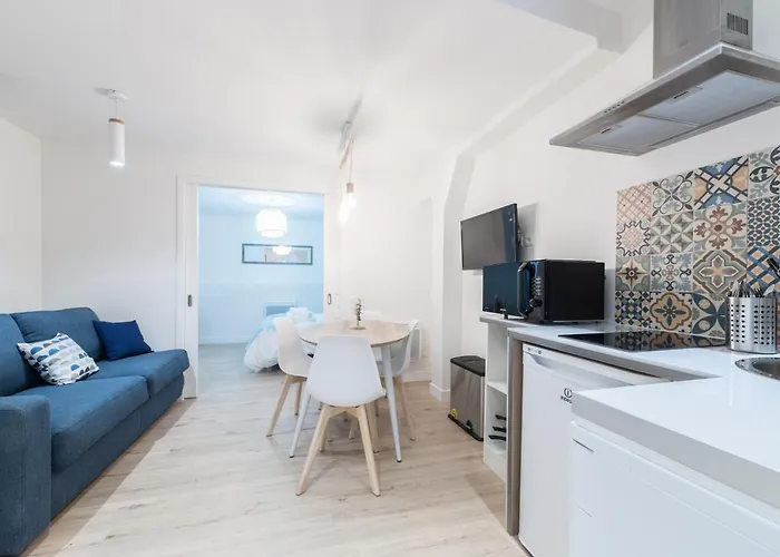 Poncelet Apartmán *