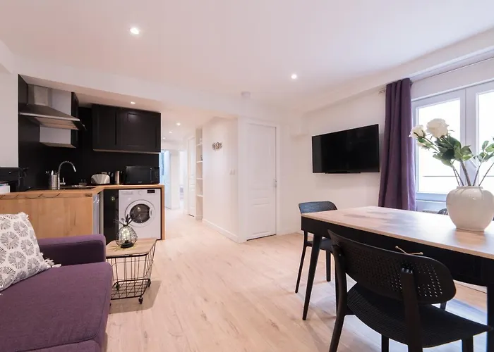 Poncelet Apartmán *