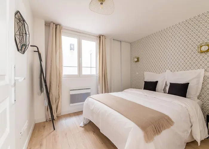 Poncelet Apartmán *
