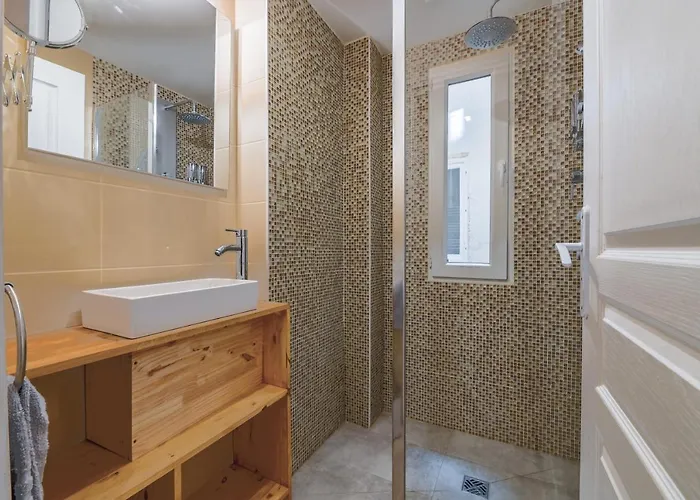 Poncelet Apartmán *